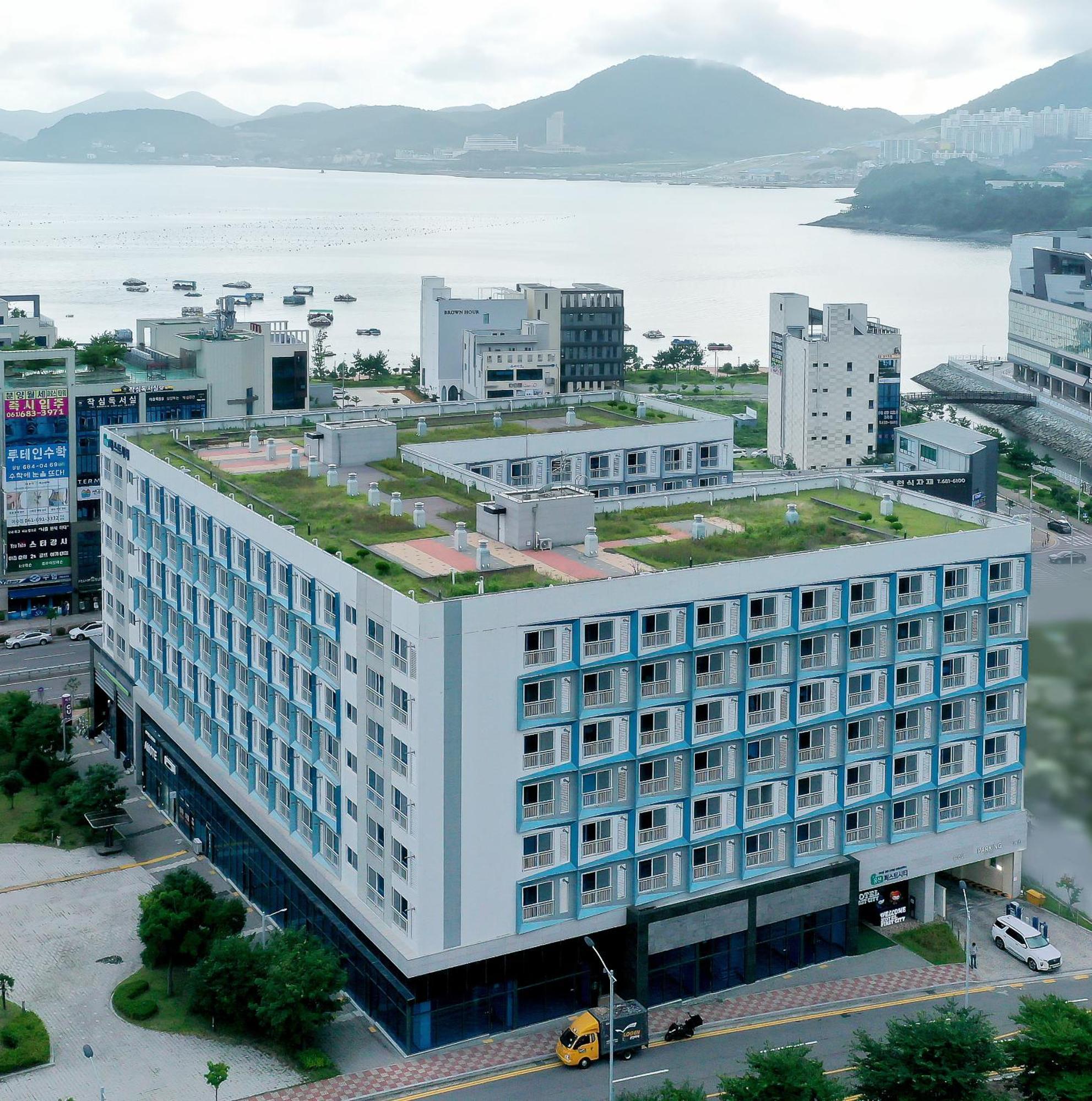 Yeosu Hotel First City Exteriér fotografie