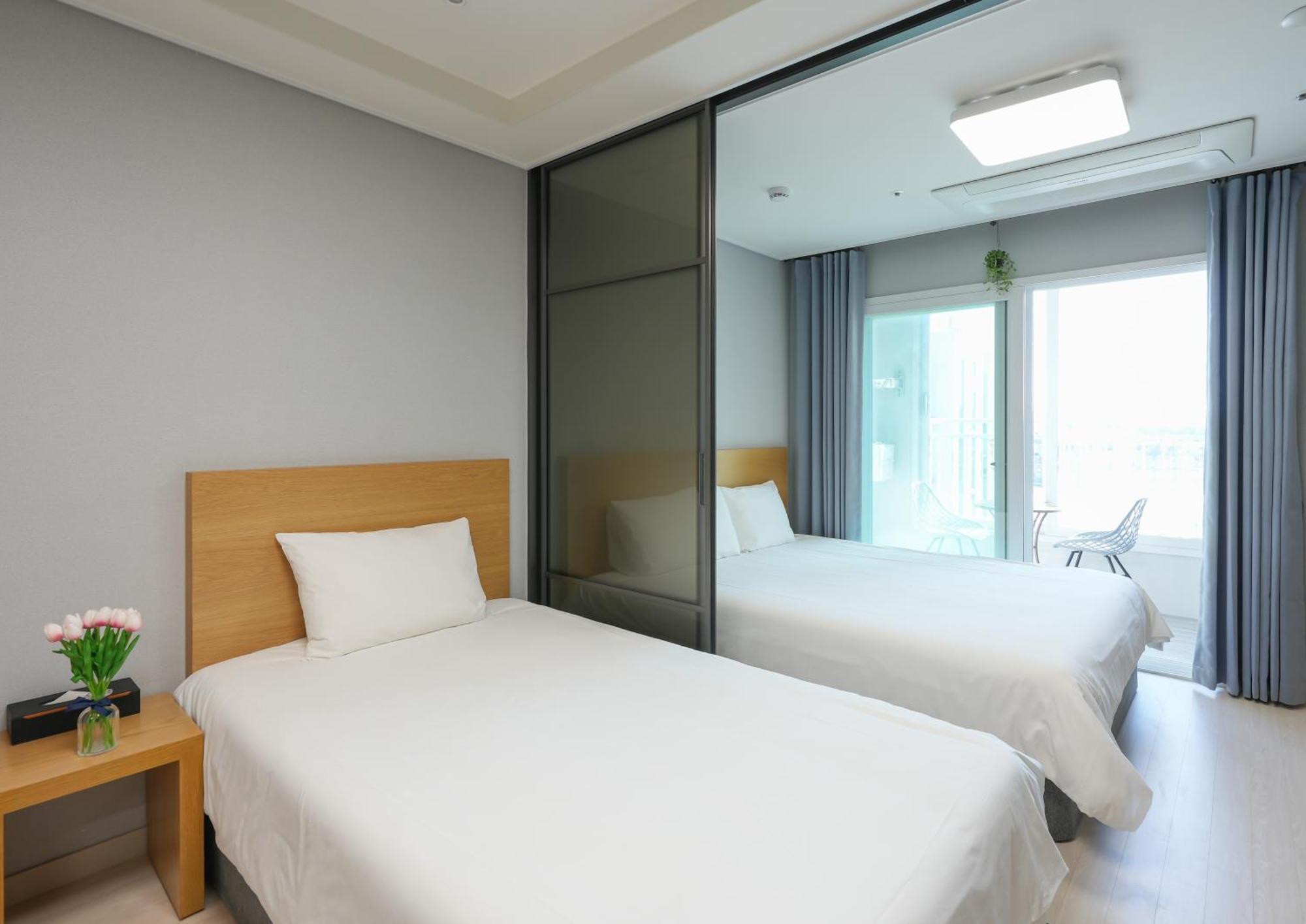 Yeosu Hotel First City Exteriér fotografie