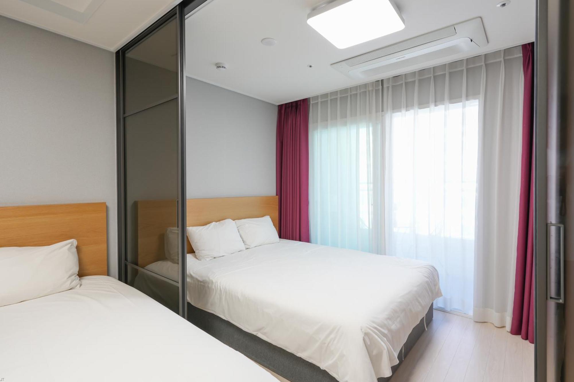 Yeosu Hotel First City Exteriér fotografie